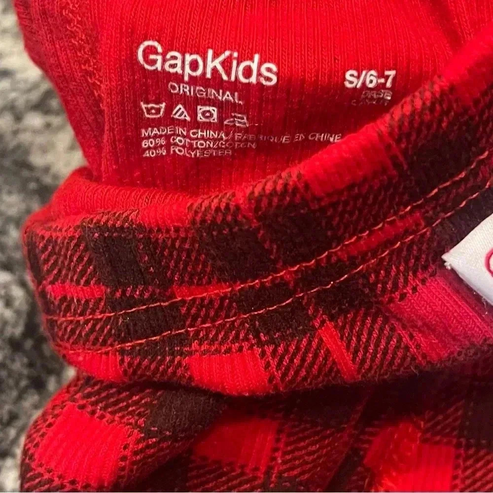 EUC gap kids pajama size 6-7
